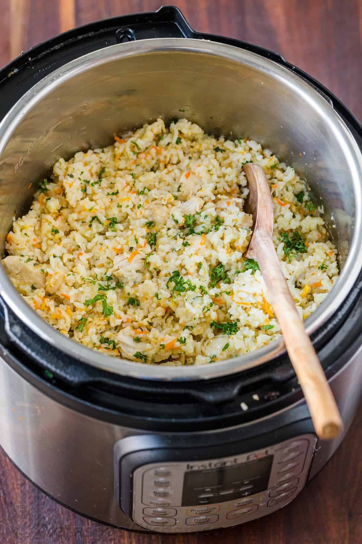 Minute Instant Pot Chicken & Rice: Perfect Comfort Food